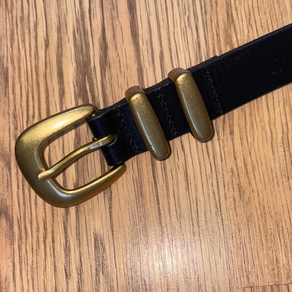 American Eagle Outfitters Black Belt with Gold Accents - Picture 4 of 5